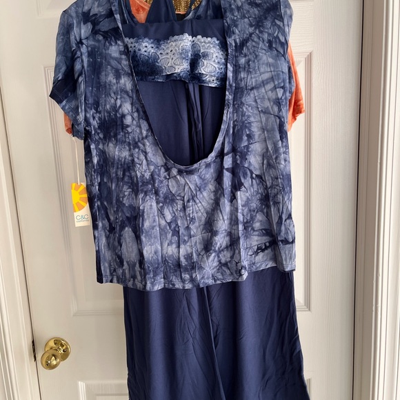 3 piece C & C California Tye Dye Pajama lounge set. - Picture 7 of 9